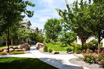Island view apartments richland, washington community landscape